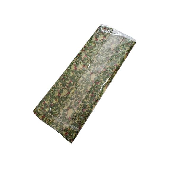 Vintage 1970s Lot of 65 Sheets of Christmas Tissue Paper Green Red Holly Print - Picture 3 of 3